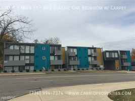 featured image of 1036 S Main St