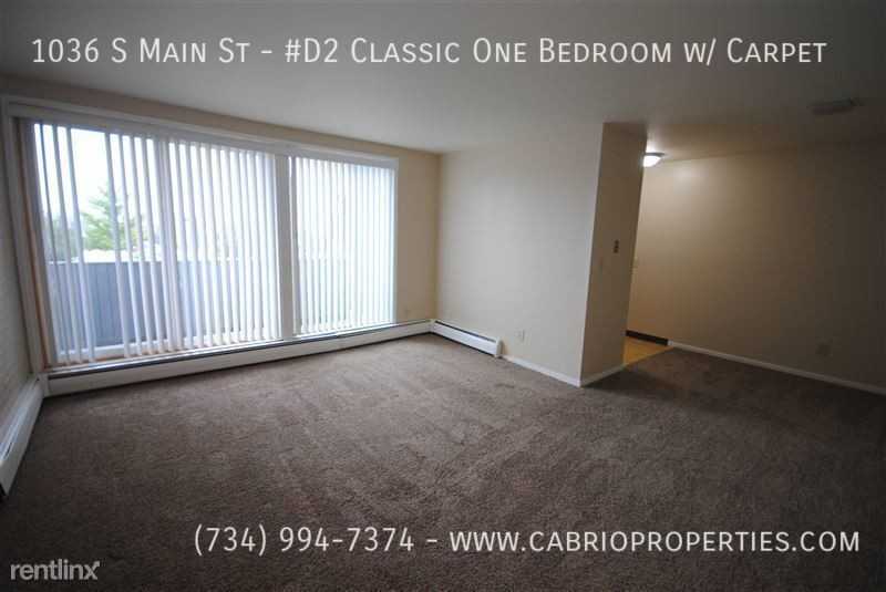 1036 S Main St - Photo 2 of 10