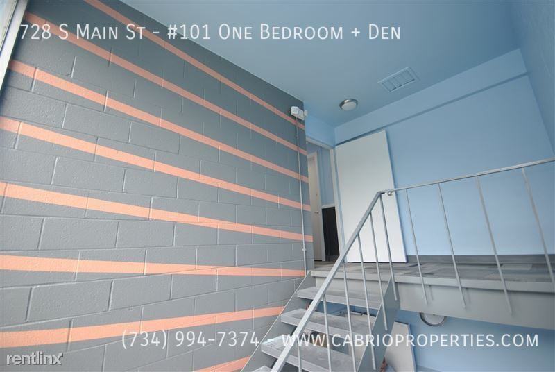 728 S. Main St - Photo 2 of 4