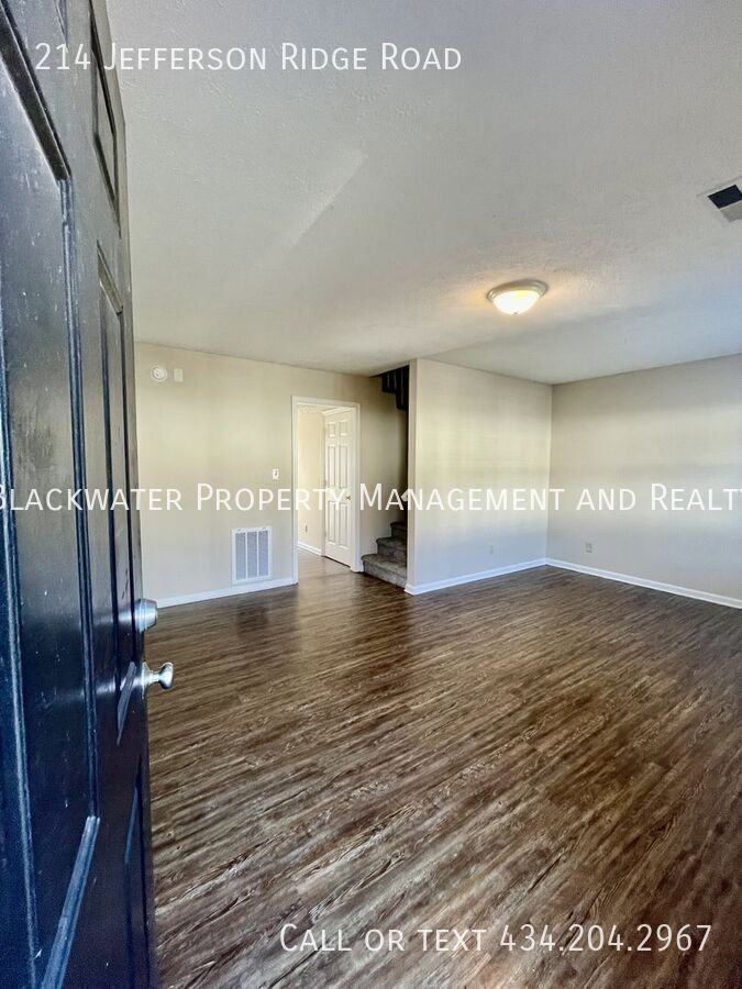 214 Jefferson Ridge Rd - Photo 2 of 28