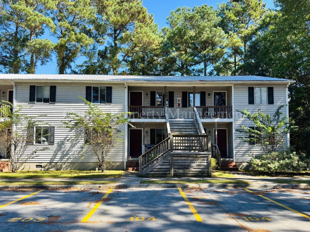 107 Lullwater Dr - Photo 3 of 26