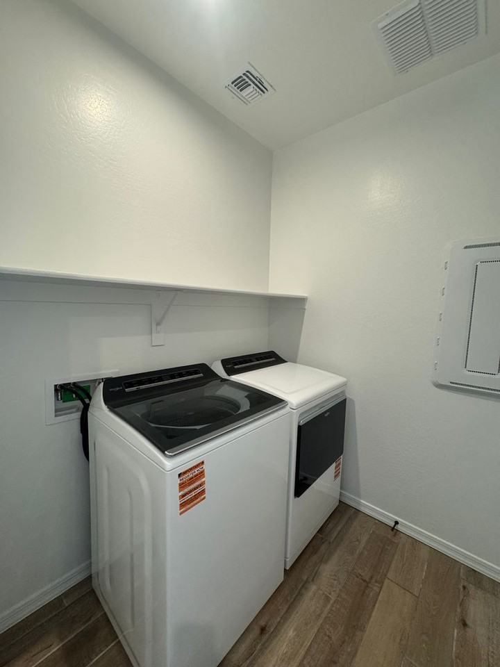 13327 W Eagle Feather Rd - Photo 4 of 22
