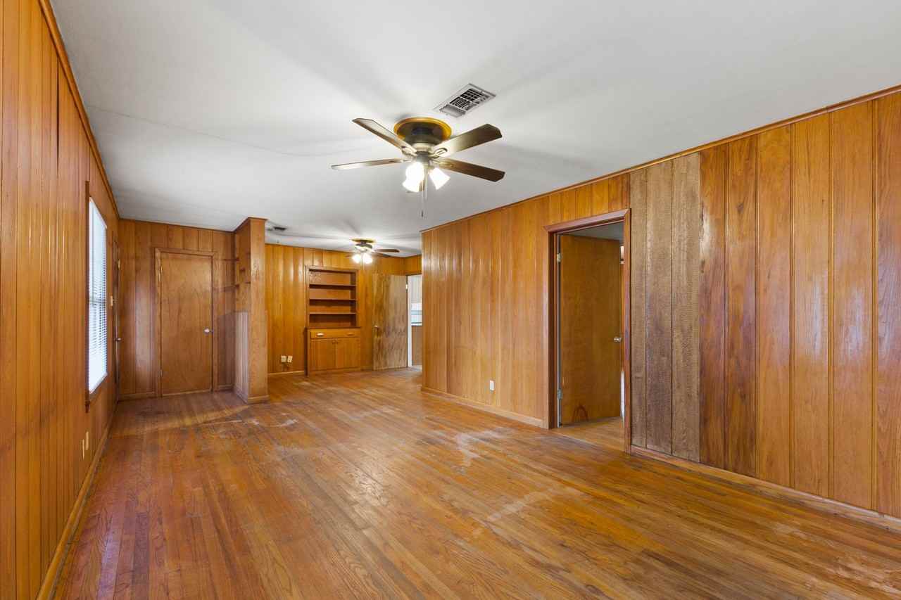 510 Brooks Avenue - Photo 3 of 18