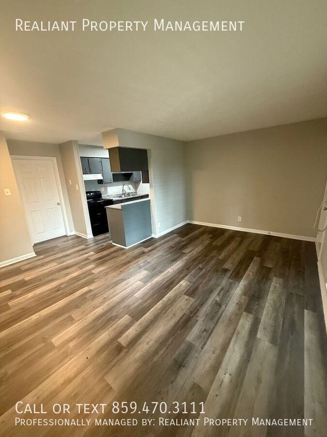 2021 Cambridge Dr #19