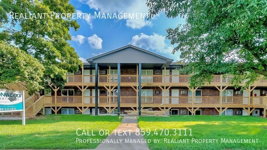 2021 Cambridge Dr #23
