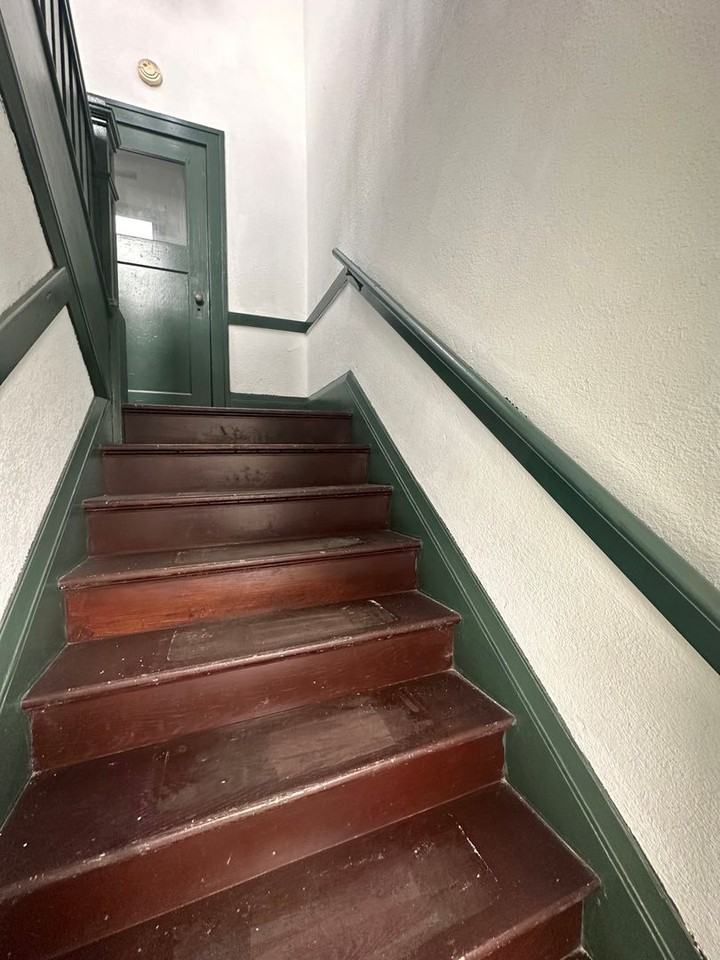 1738 E 4th St - Photo 7 of 26