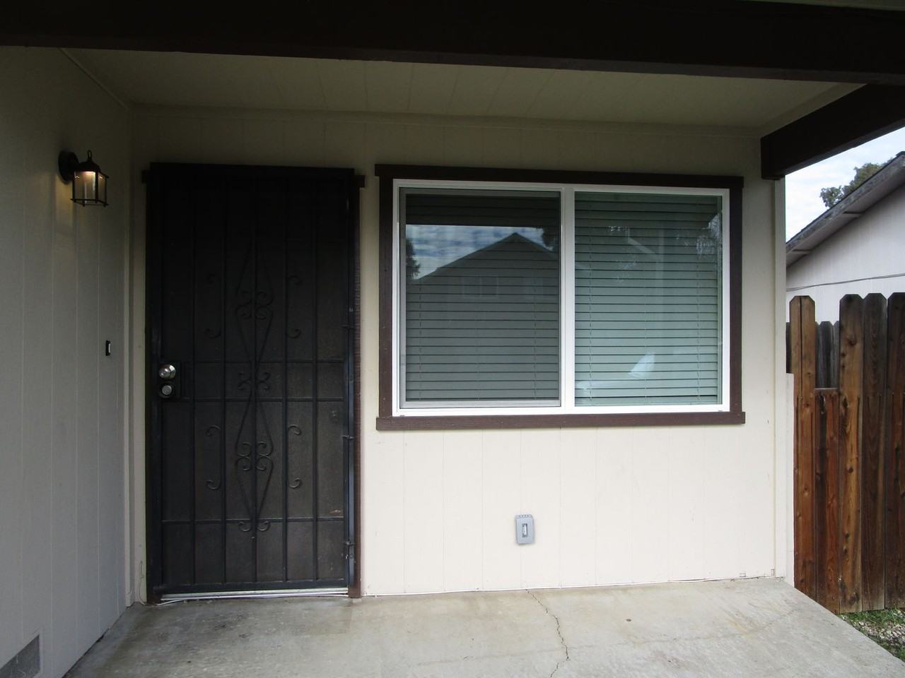 504 Pacific Avenue - Photo 2 of 23