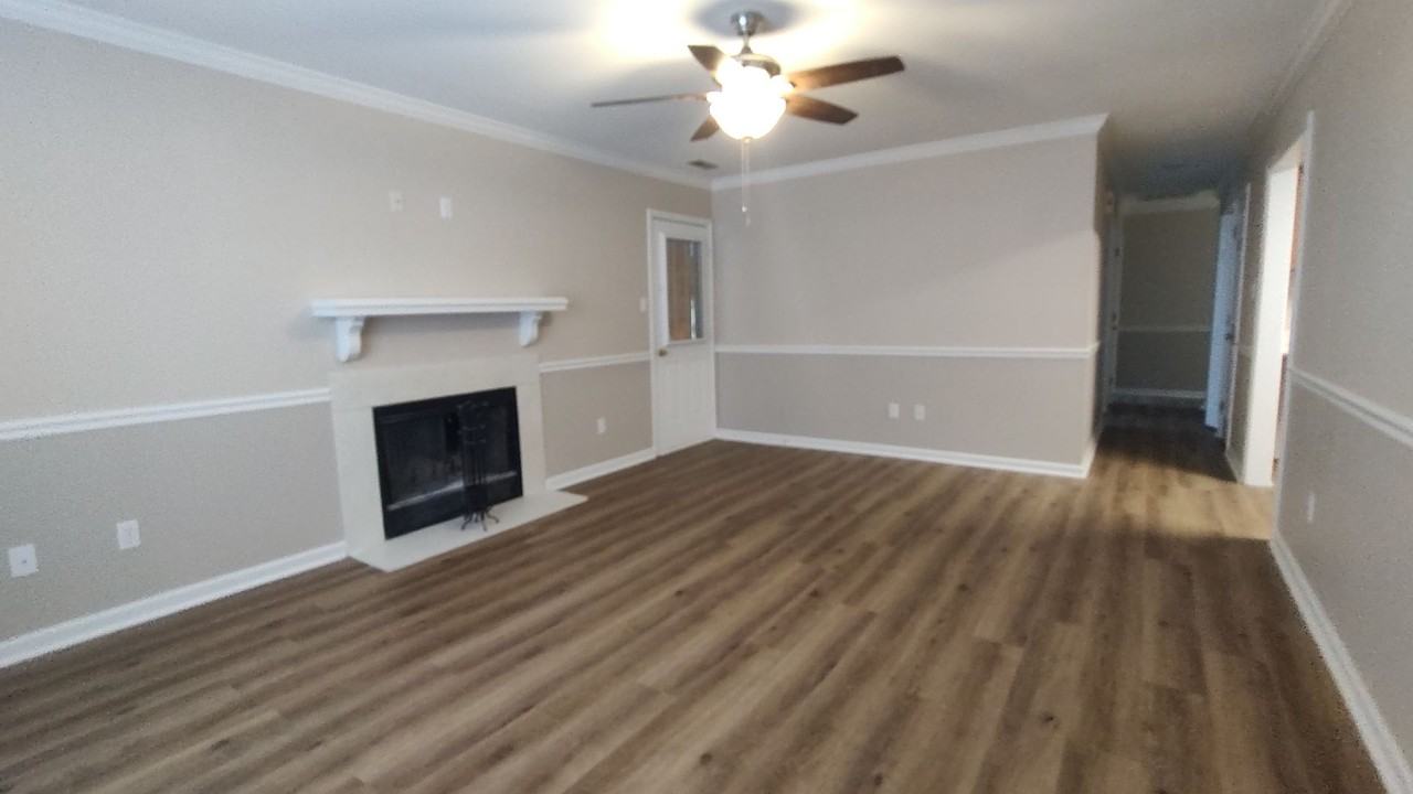 813 S Dogwood Ln - Photo 2 of 22