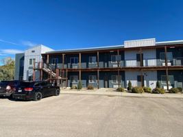 featured image of 502 N Creek Dr