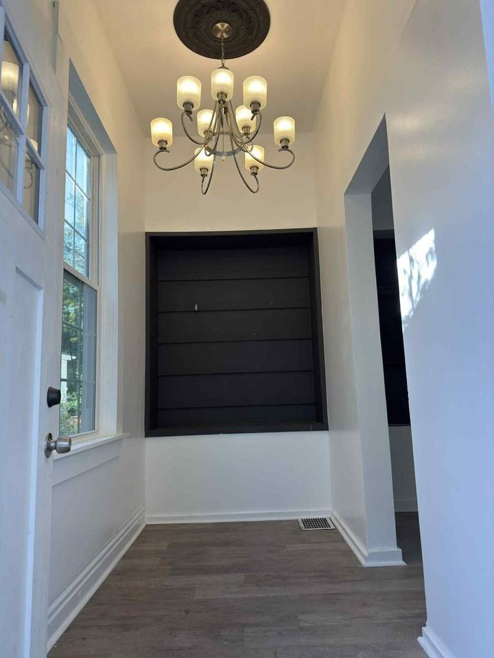 528 N 27th St - Photo 2 of 8