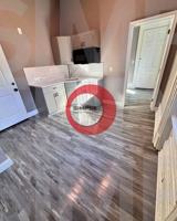 featured image of 107 S 5th St