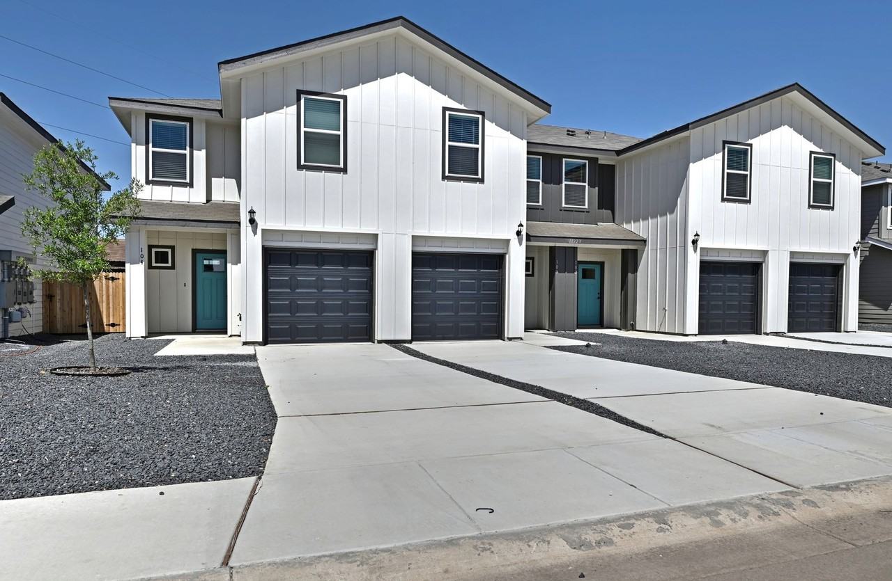 11318 Clearmine - Photo 2 of 47