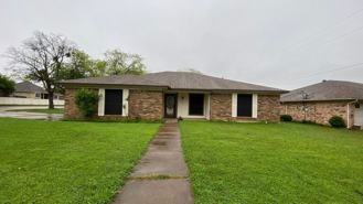 760 Nw Douglas St - Photo 1 of 1