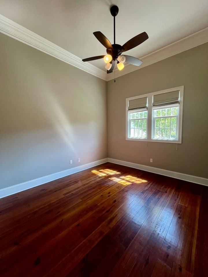 1929 Albizia Ct - Photo 6 of 34