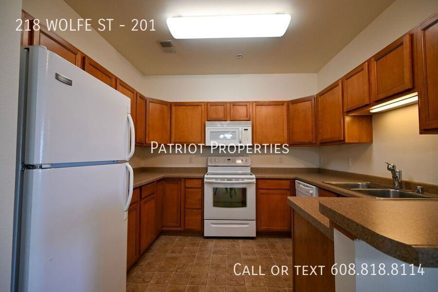 The Commons of Foxboro - Photo 4 of 50