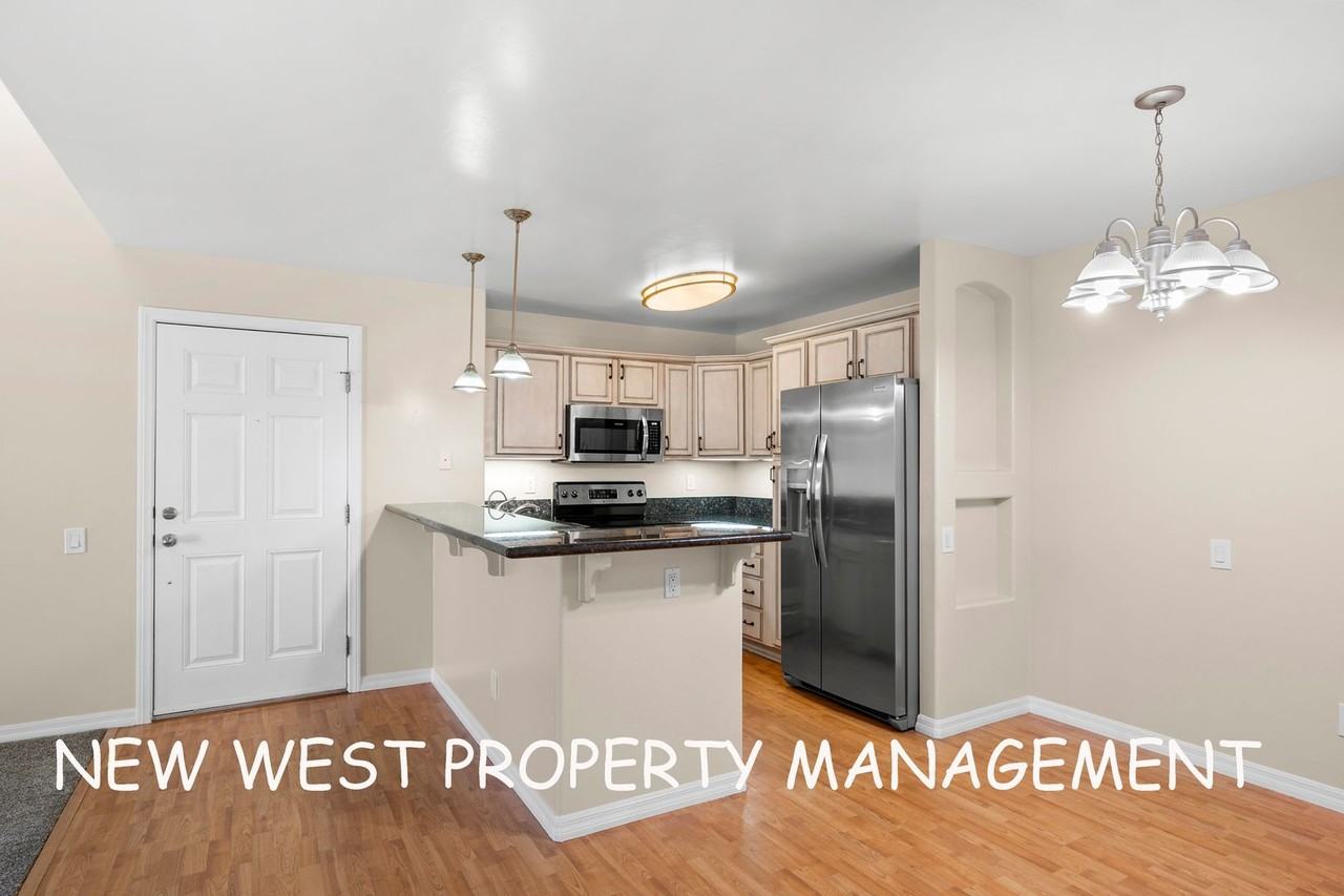 5402 Balboa Arms Dr #437 - Photo 7 of 48