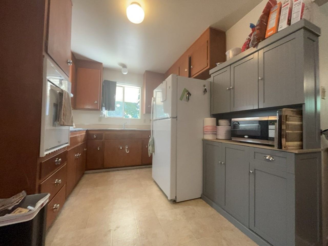 1318 Chestnut Ln - Photo 2 of 15