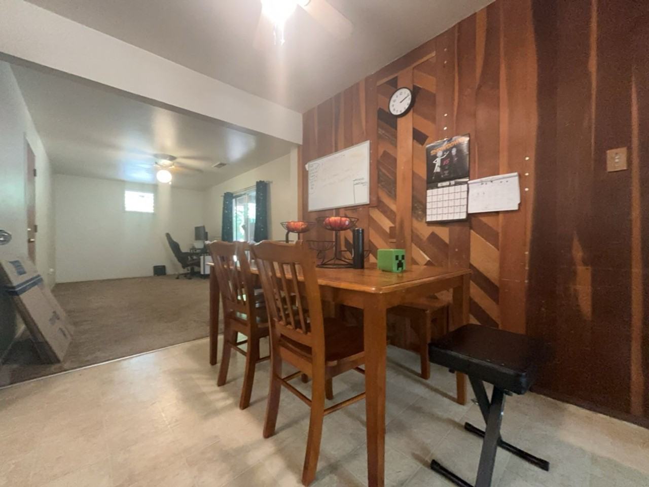 1318 Chestnut Ln - Photo 5 of 15