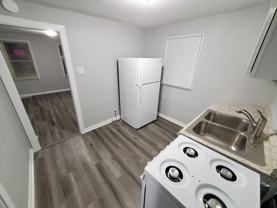 231 W Follett St - Photo 1 of 1