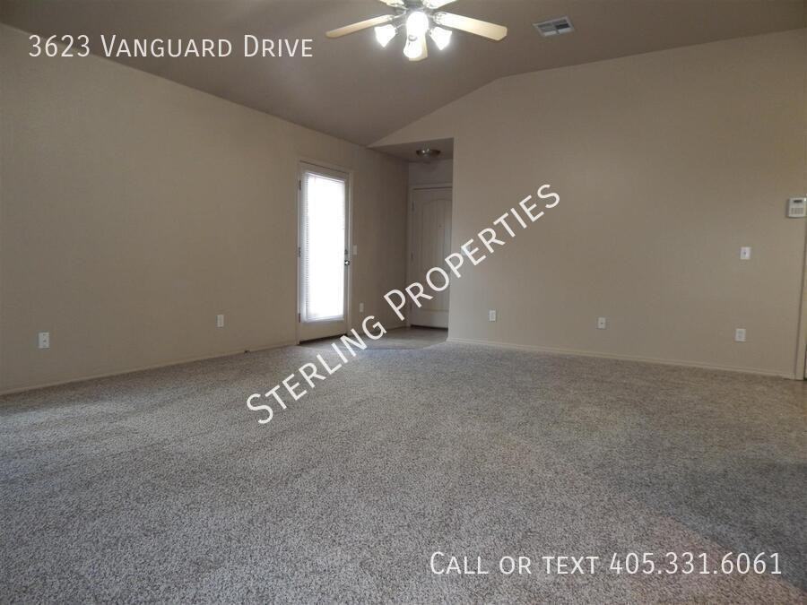 3623 Vanguard Dr - Photo 2 of 21