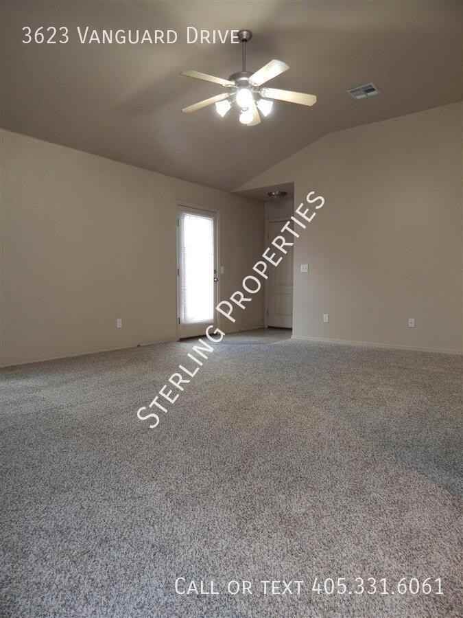 3623 Vanguard Dr - Photo 3 of 21