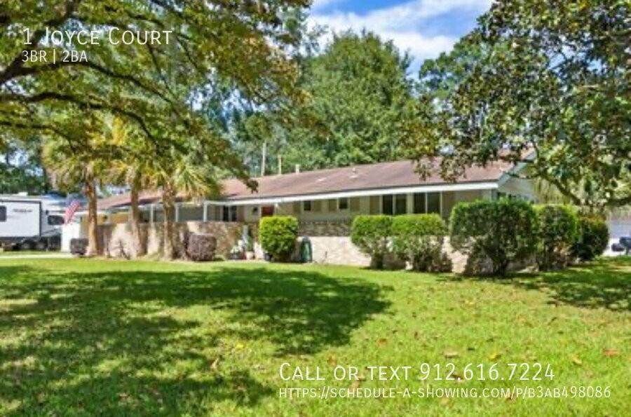 1 Joyce Ct - Photo 3 of 31