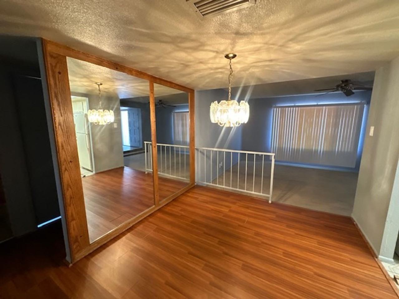 5020 West Morten Avenue - Photo 5 of 8