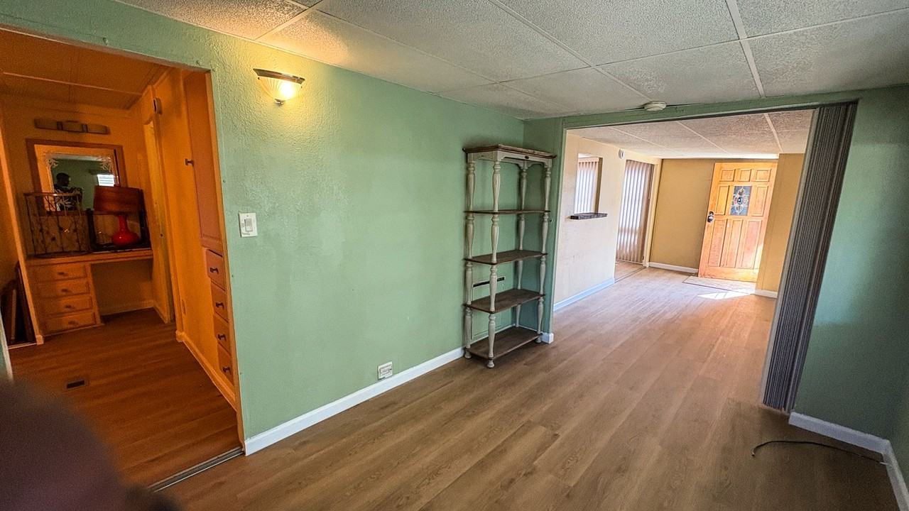 1236 Western Dr - Photo 6 of 8