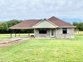 featured image of 43 Brodie Ln