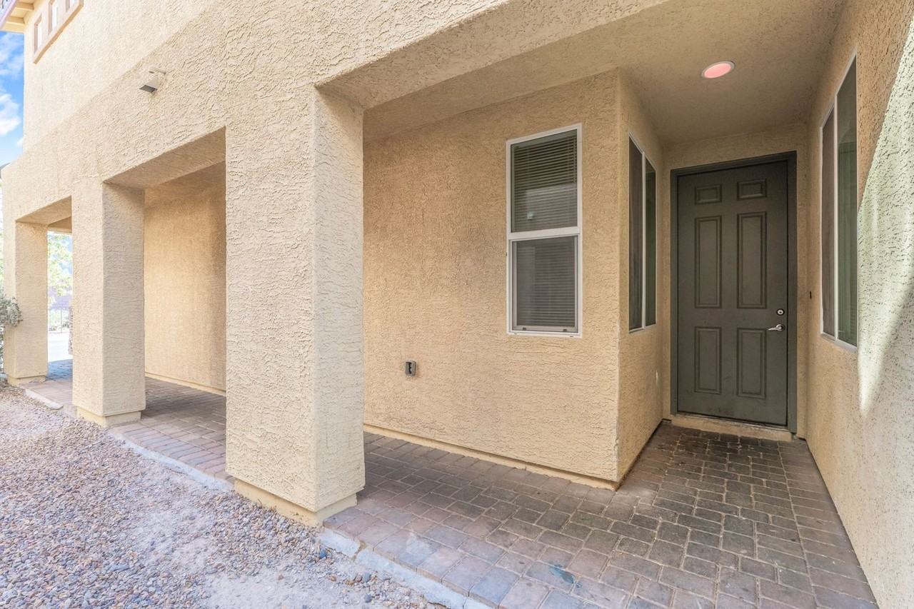 4016 Juanita May Ave - Photo 2 of 24