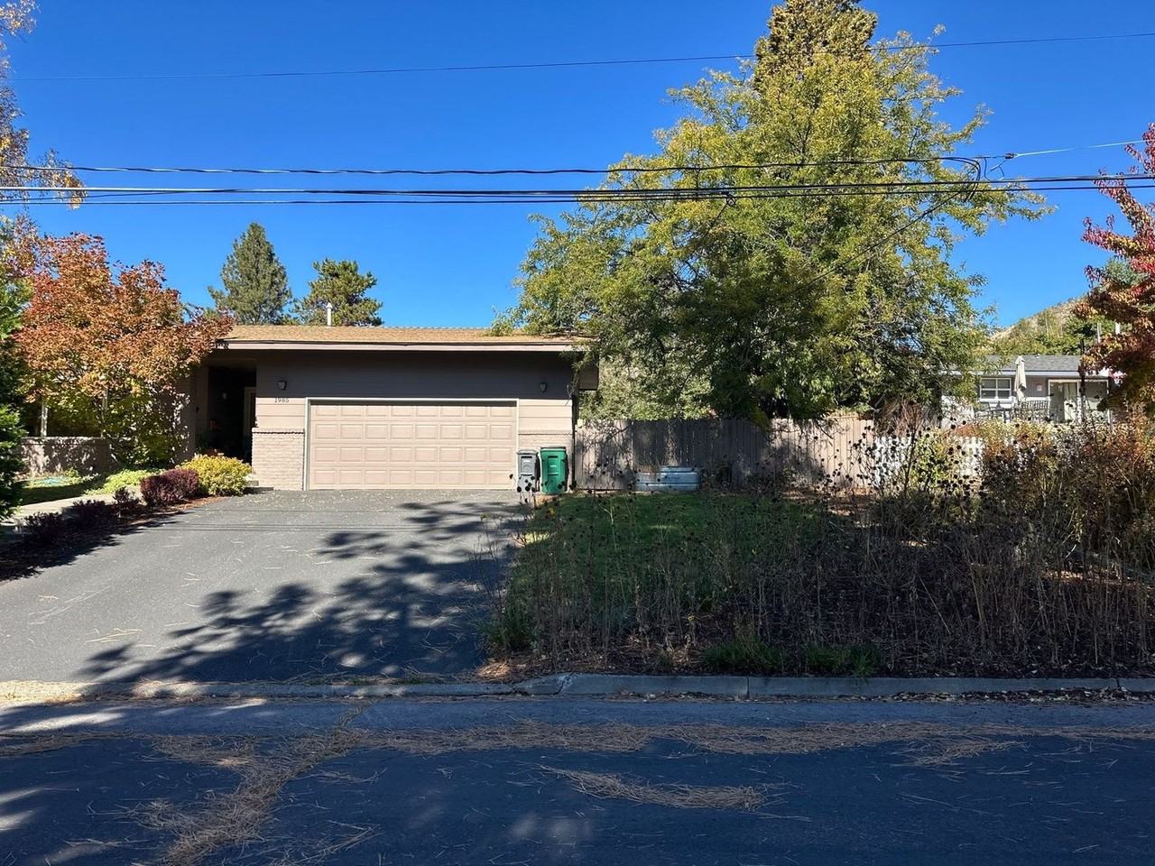 1985 Benson Ave - Photo 2 of 22