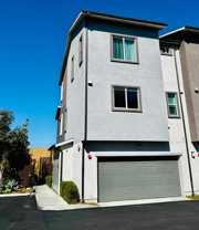 1073 Sage Ln - Photo 1 of 1