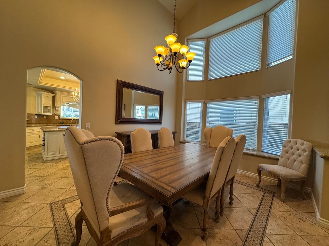 18160 Harbor Dr - Photo 5 of 34