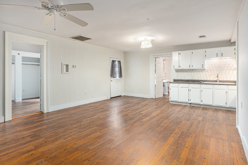 15 Shem Dr #C - Photo 4 of 20