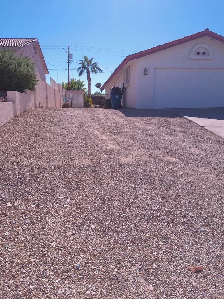 2932 Saratoga Avenue - Photo 2 of 44