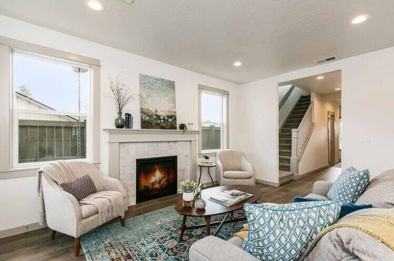 16494 Carter Court - Photo 5 of 7