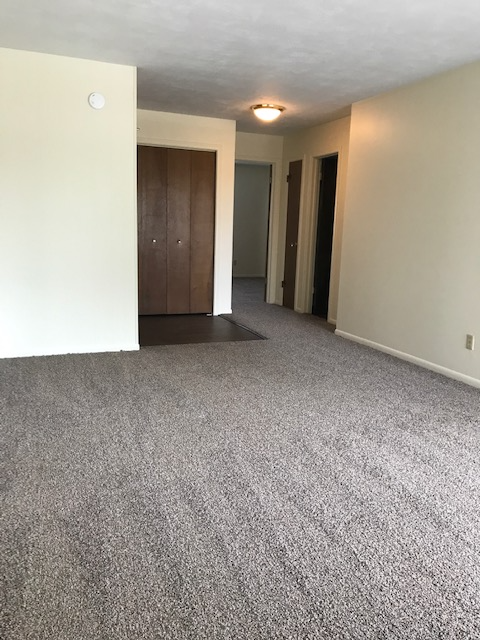 634 West Foulke Avenue #5 - Photo 6 of 13