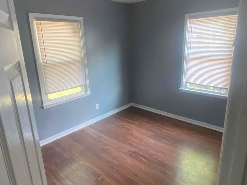 1227 Alcott Dr - Photo 3 of 10