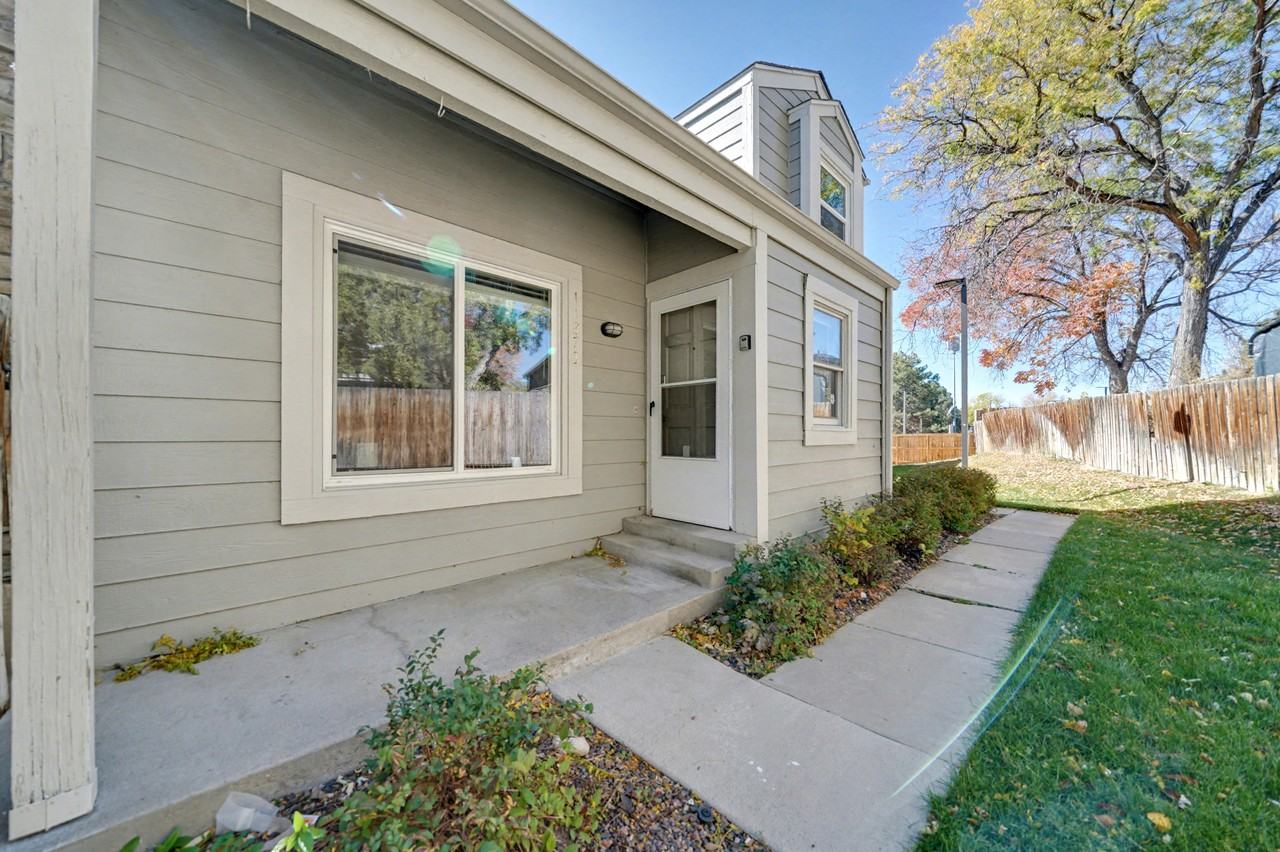 11873 E Cornell Cir - Photo 2 of 27