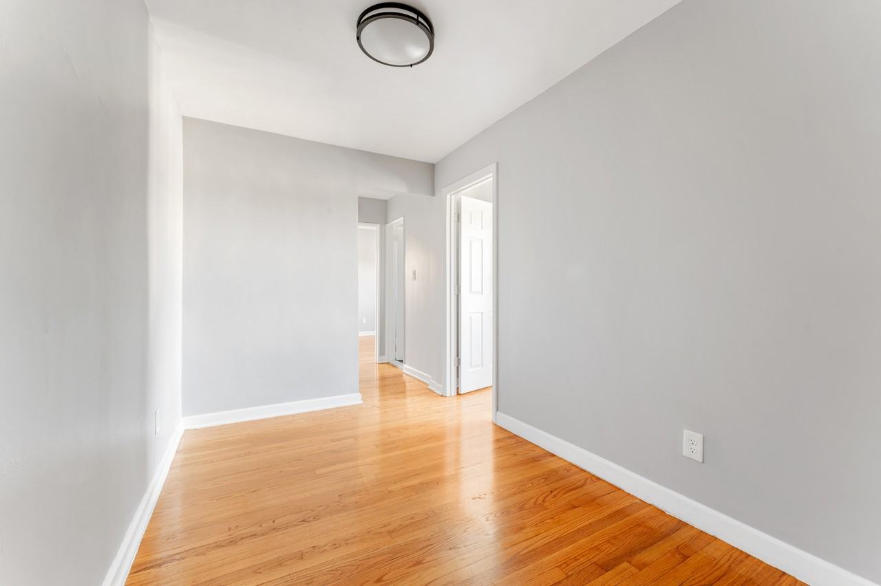 824 Jersey Ave #B2 - Photo 3 of 7