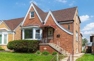 6640 W Foster Ave #1 - Photo 1 of 1