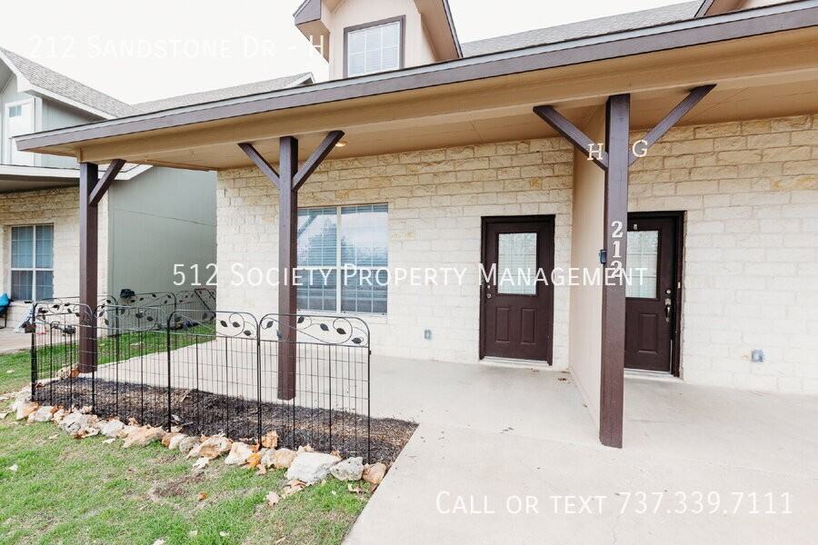 212 Sandstone Dr #H - Photo 2 of 25