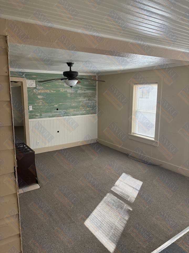 369 H St #369H - Photo 2 of 11