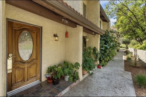 9701 Via Roma - Photo 2 of 20