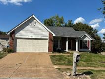 914 Shandra Dr - Photo 1 of 1