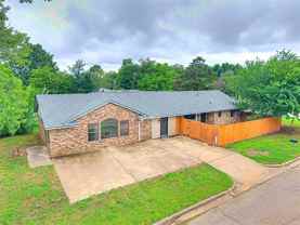535 N Patchin Ave - Photo 1 of 1