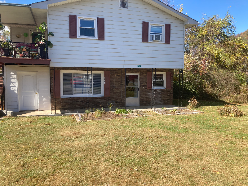 202 Mountain View Drive #A - Photo 2 of 13