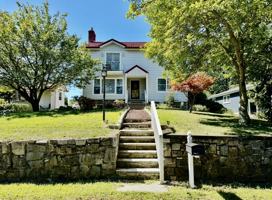 featured image of 2 Papakating Rd #NA