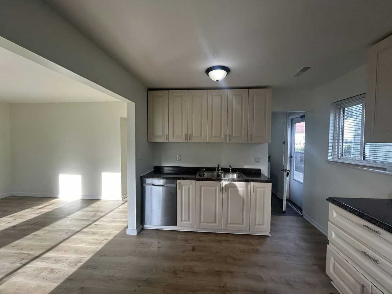 15490 Dixie - Photo 5 of 28