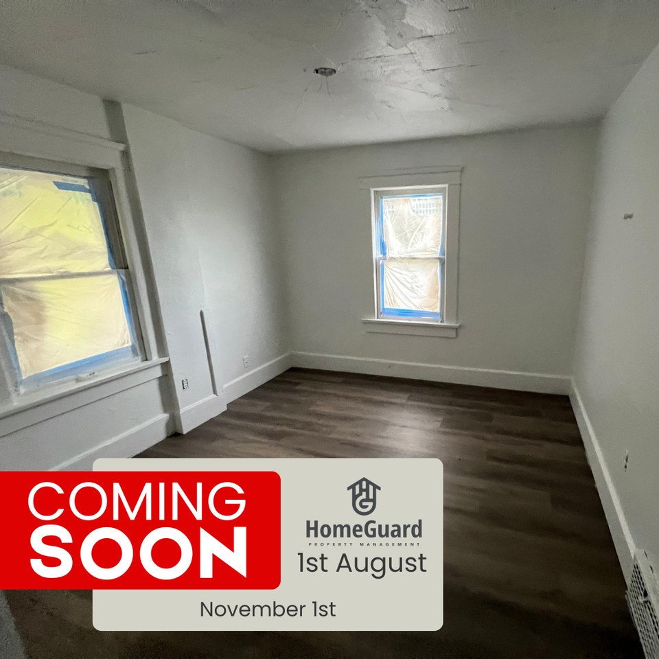 712 Roselle Avenue, Unit B - Photo 6 of 9